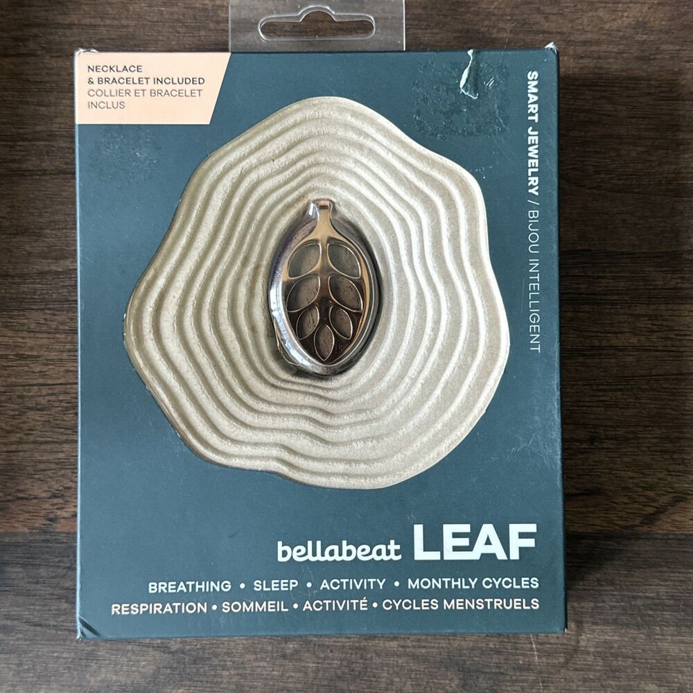 Bellabeat Leaf Health Tracker Smart Jewelry Rose Gold Blackwood Edition New